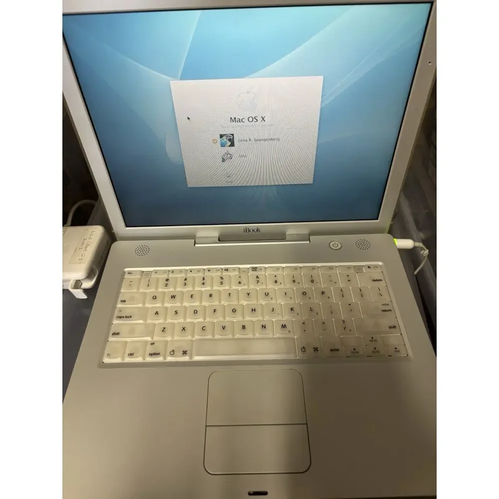 Lot Of 3 Apple iBook’s G3 And Powerbook G4 Laptops With Chargers Manuals Discs.